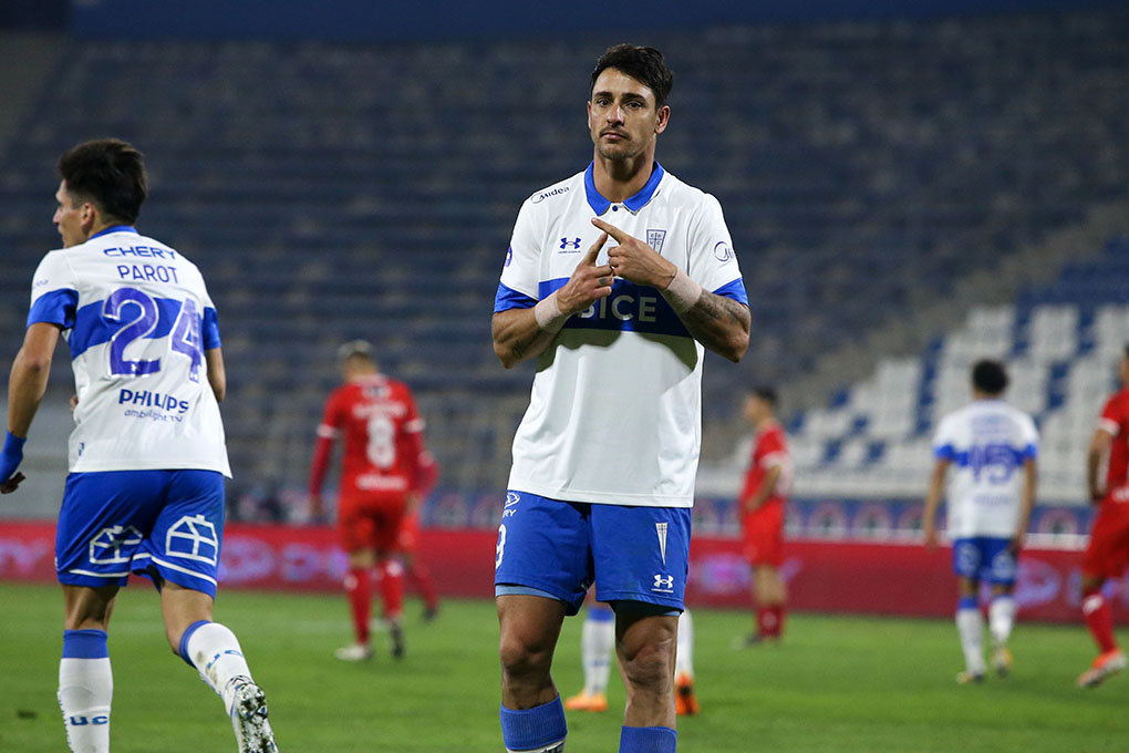 Fernando Zampedri decretó un doblete en el triunfo de Universidad Católica ante La Calera.