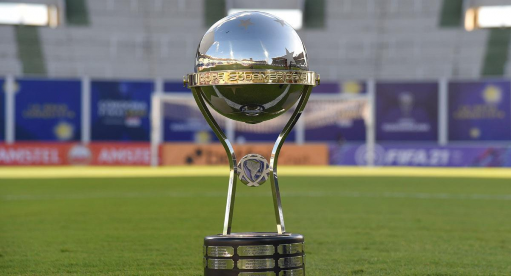 La Copa Sudamericana, es el segundo torneo Conmebol más importante del continente.