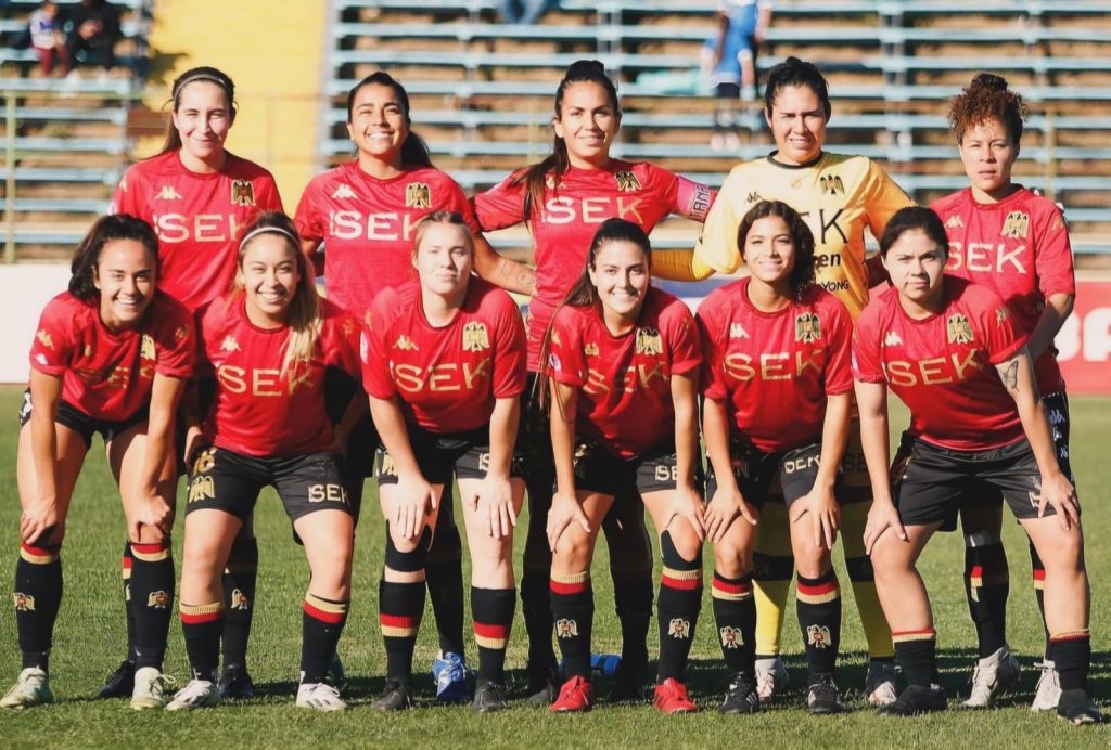 Unión Española tendrá que medirse ante la Universidad de Chile en los cuartos de final del Campeonato Femenino. (Foto: @carlossucco/Instagram).